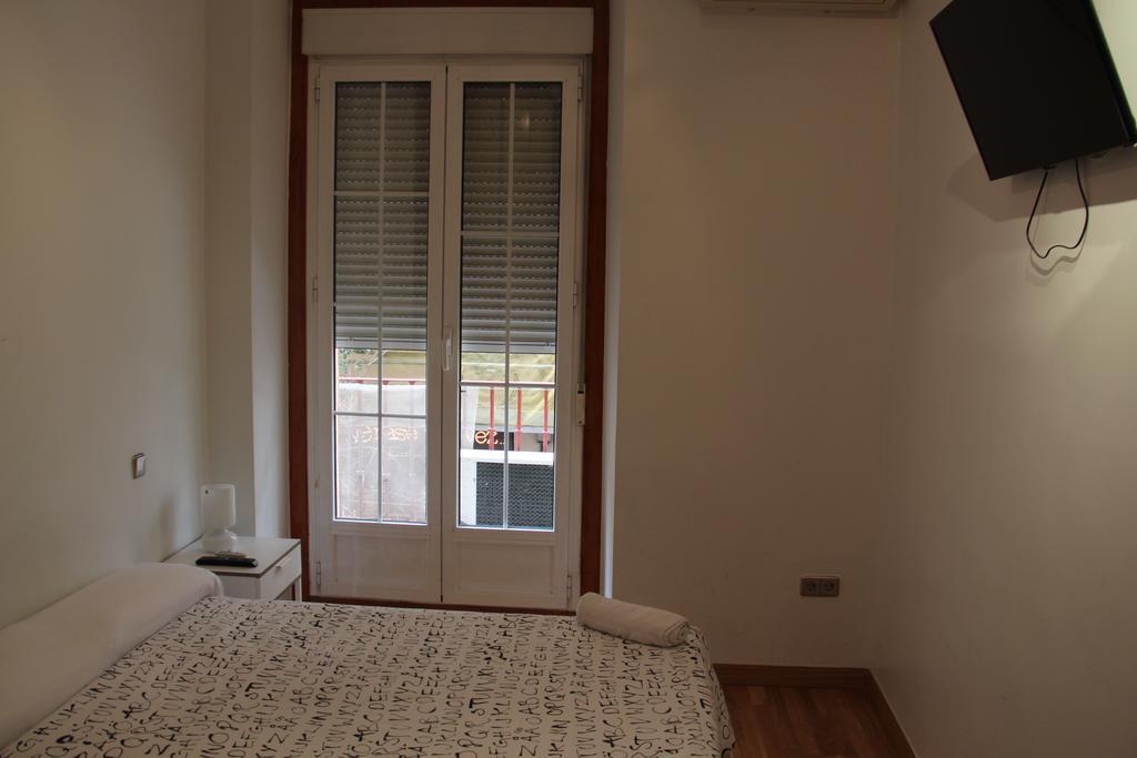 Apartamentos Good Stay Prado مدريد الغرفة الصورة