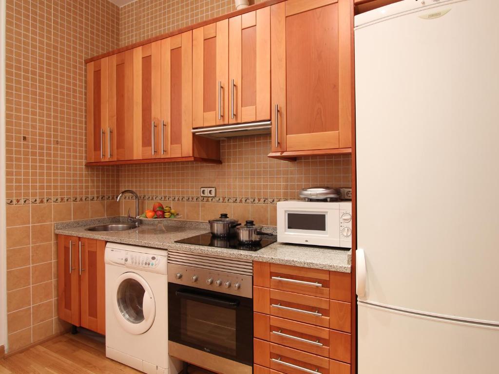 Apartamentos Good Stay Prado مدريد الغرفة الصورة